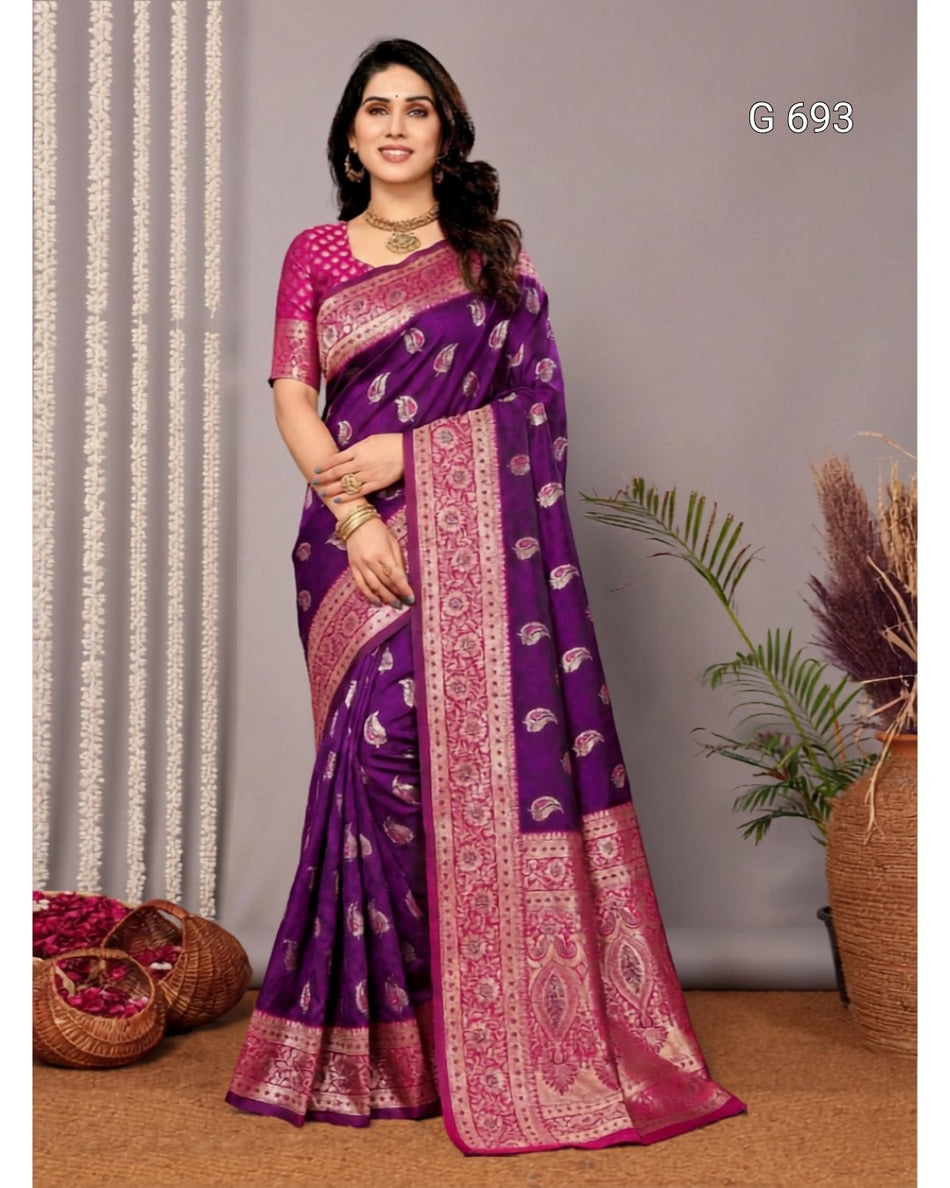 Luxurious Traditional Saree with Modern Royal Touch G 693