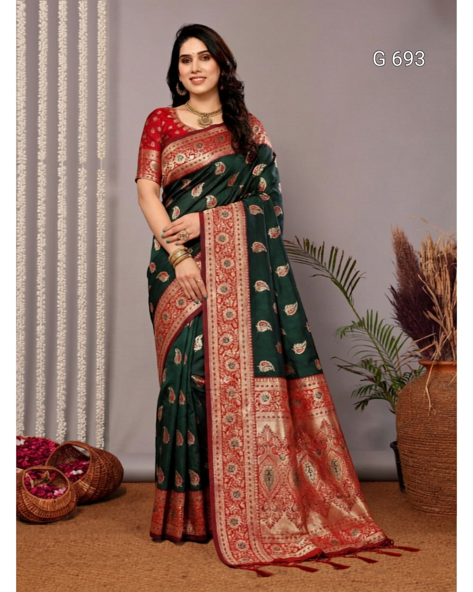 Luxurious Traditional Saree with Modern Royal Touch G 693