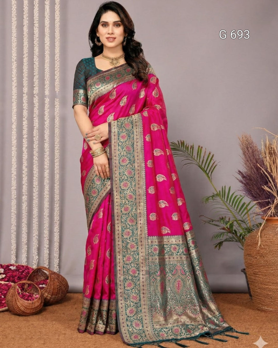 Luxurious Traditional Saree with Modern Royal Touch G 693