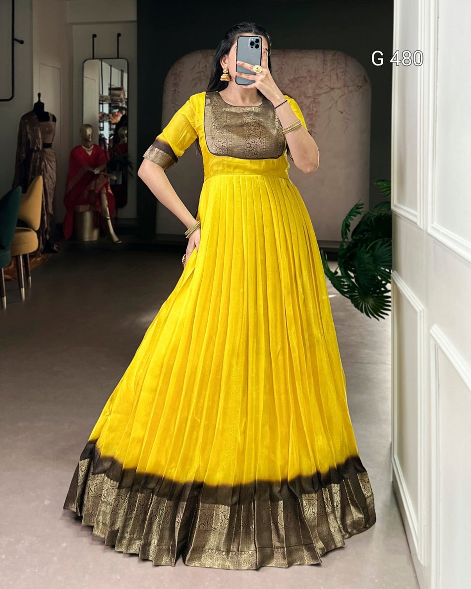 Elegant Long Dress with Smooth Marshmello Fabric - G 480