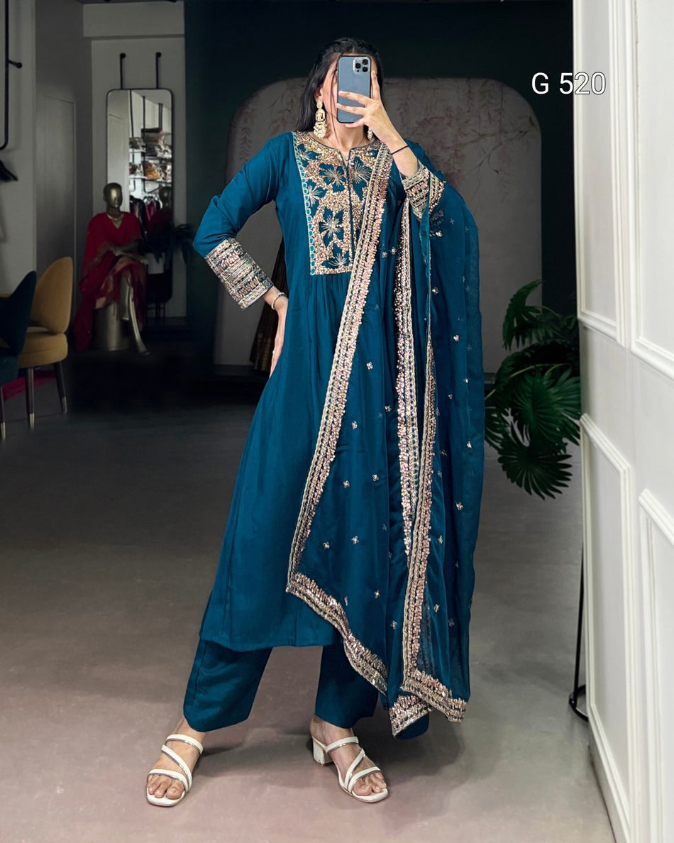 Classic Roman Silk Outfit with Smooth Flow - G 520